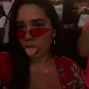 Meet your Posher, Stacy